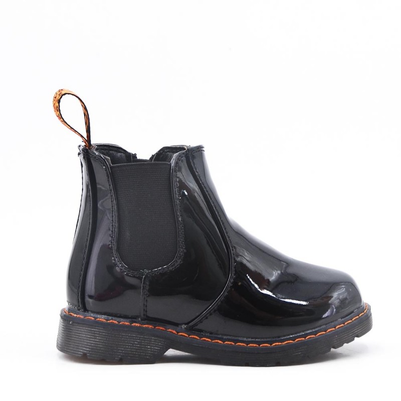 lace up chelsea boot