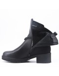 Ankle boot in a mix of materials for autumn and winter