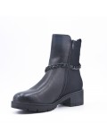 Ankle boot in a mix of materials for autumn and winter