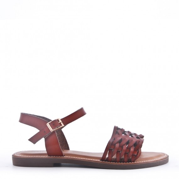 Flat sandals in faux leather for women