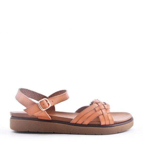 Flat sandals in faux leather for women