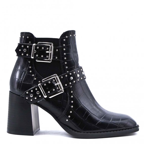 Faux leather ankle boot