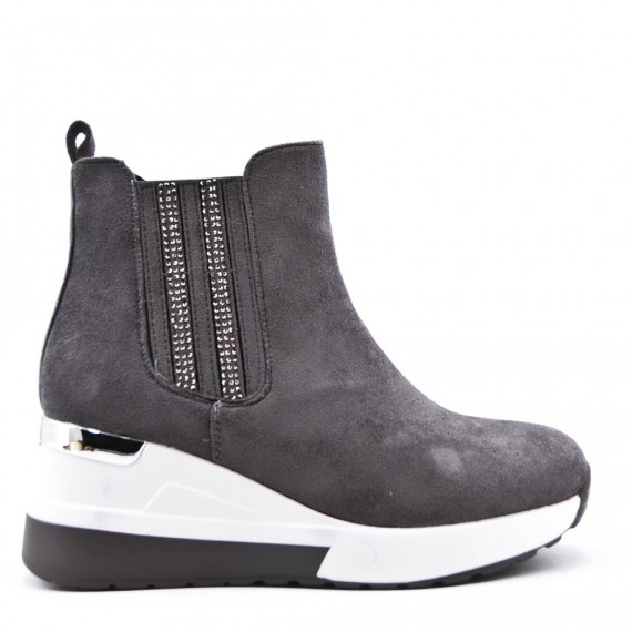 Mixed-material ankle boot