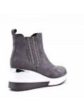 Mixed-material ankle boot