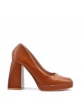 Women's faux leather heeled pumps