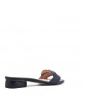 Flat sandals in faux leather for women