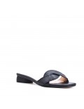 Flat sandals in faux leather for women