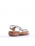 Flat sandals in faux leather for women