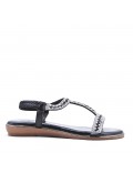 Flat sandals in faux leather for women