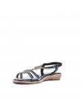 Flat sandals in faux leather for women