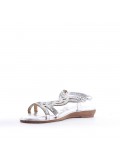 Flat sandals in faux leather for women