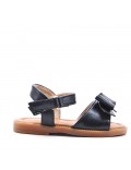 Girl's faux leather sandal