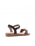 Girl's faux leather sandal