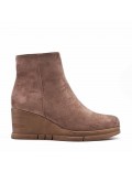 Ankle boot in faux suede