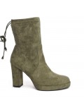 Ankle boot in a mix of materials for autumn and winter