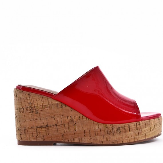 Mixed material wedge sandal