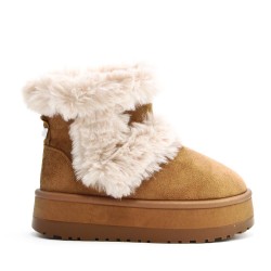 Comfort boot detail with fur