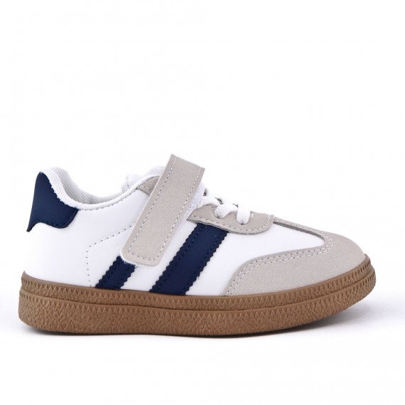 Kid's lace-up sneaker