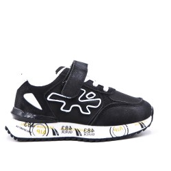 Kid's lace-up sneaker