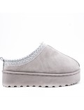 Women's faux fur slipper