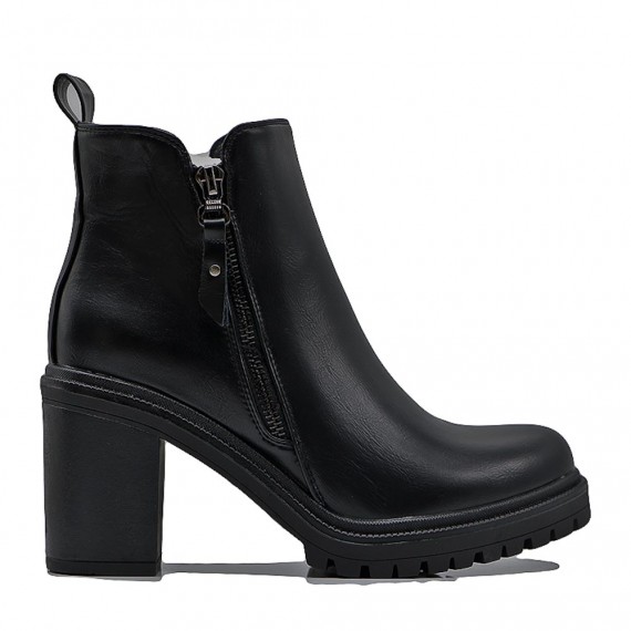 Faux leather ankle boot