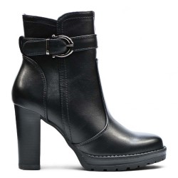 Faux leather ankle boot