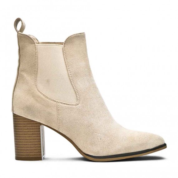 Ankle boot in faux suede