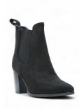 Ankle boot in faux suede