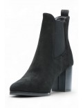 Ankle boot in faux suede