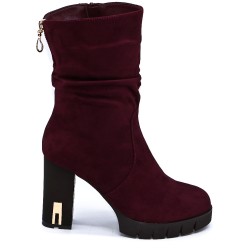 Ankle boot in faux suede