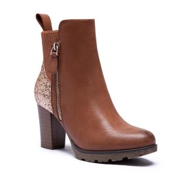 Faux leather ankle boot with zip closure