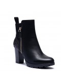 Faux leather ankle boot with zip closure