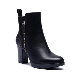 Faux leather ankle boot with zip closure