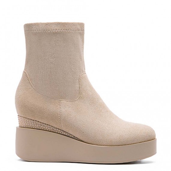 Faux suede boot