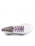 Sneaker with colored laces for women