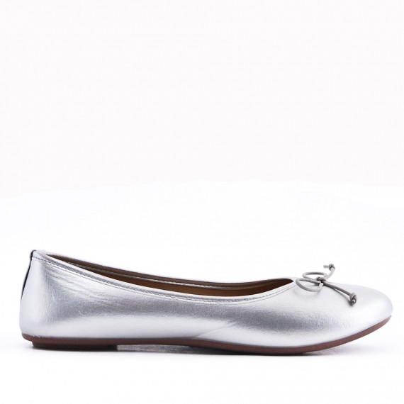 Women's faux leather ballerina