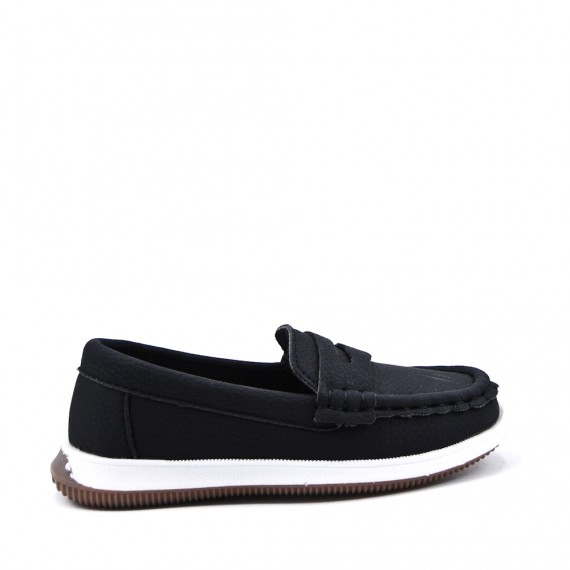 Child's moccasin in faux leather