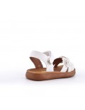 Girl's faux leather sandal