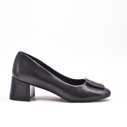 Leatherette pump with heels