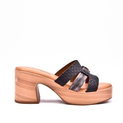 Women's heeled clog sandal