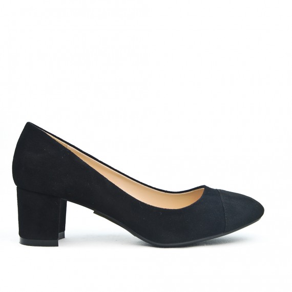 small black heels